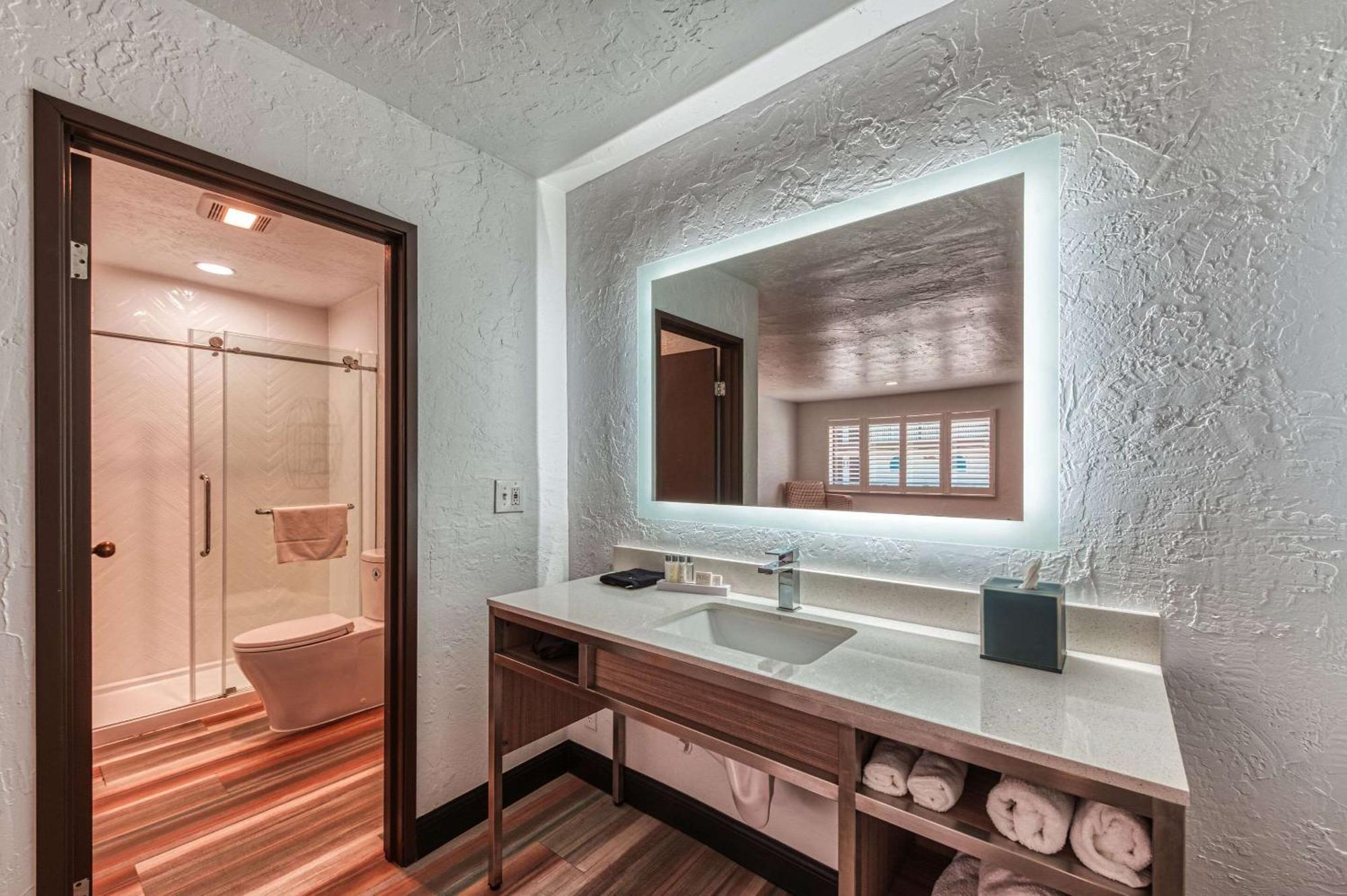 Casa Via Mar Inn, Ascend Hotel Collection Порт Хуаними Екстериор снимка
