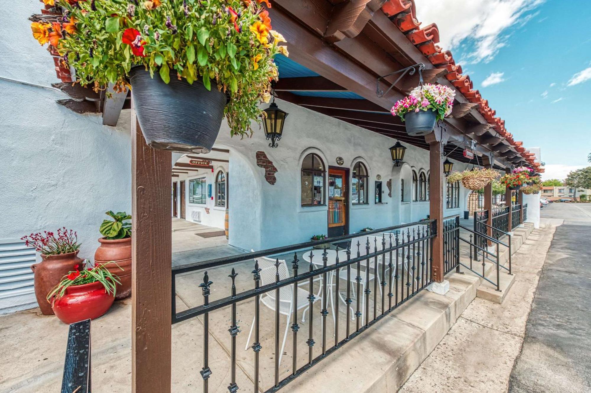 Casa Via Mar Inn, Ascend Hotel Collection Порт Хуаними Екстериор снимка